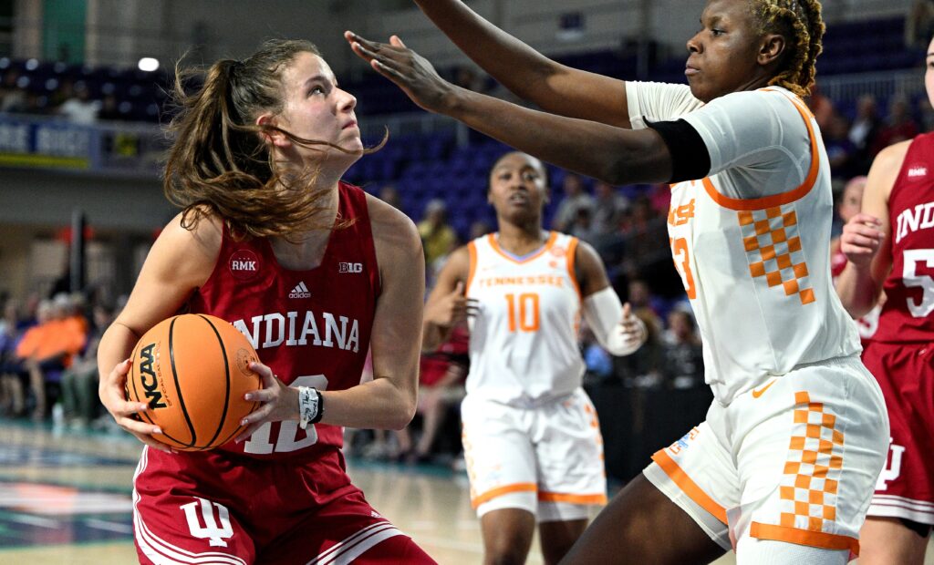 Garzon’s Career Night Leads Hoosiers to Victory Over Tennessee